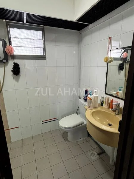 Premium HDB for Sale in  684A Edgedale Plains - Image 17