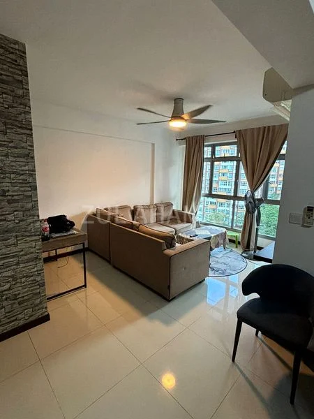Premium HDB for Sale in  684A Edgedale Plains - Image 1