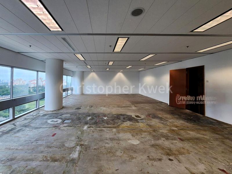 Office for Rent: Gateway East - Image 8