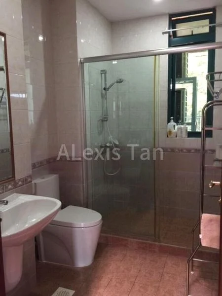 Common Room (Landed) for Rent in  Lakeside Grove - Image 6