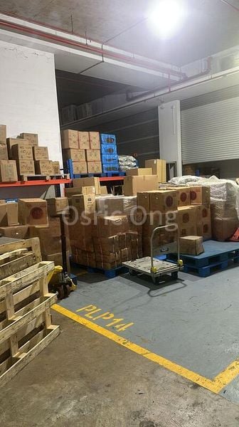 Light Industrial (B1) for Sale: Eldix - Image 2