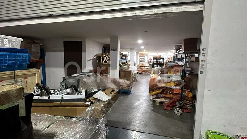 Light Industrial (B1) for Sale: Eldix - Image 5