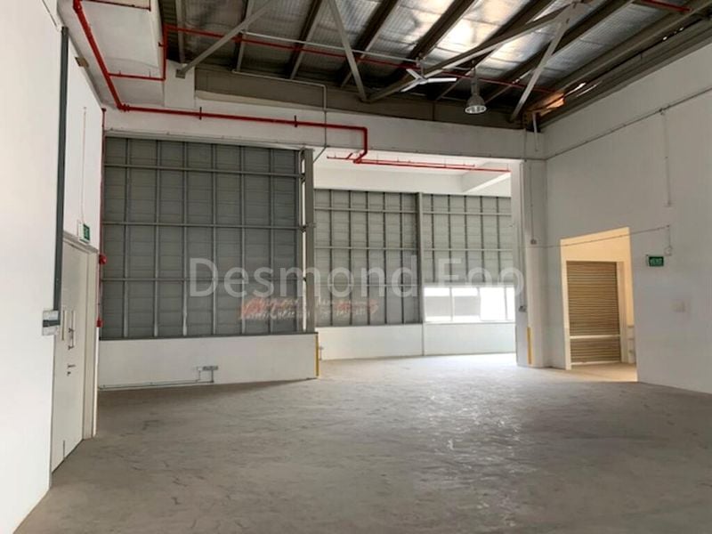 Warehouse for Rent: 7m-high warehouse near Expo MRT. - Image 3