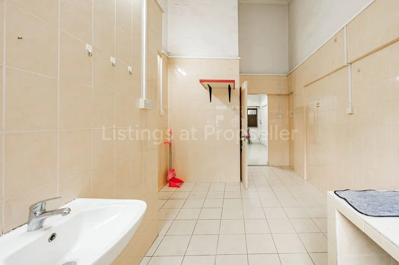 3 Room (3S) HDB for Sale in 146 Potong Pasir Avenue 1 - Image 14