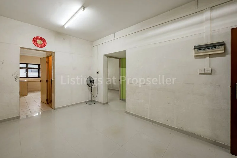3 Room (3S) HDB for Sale in 146 Potong Pasir Avenue 1 - Image 5