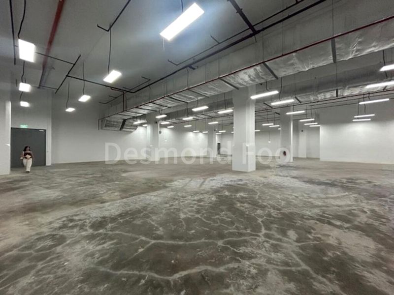 Light Industrial (B1) for Rent: Ground floor, air-conditioned, 6m high, near Pasir Panjang MRT - Image 3