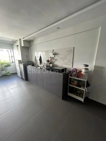 3 Room (3NG) HDB for Sale in 585 Ang Mo Kio Avenue 3 - Image 4