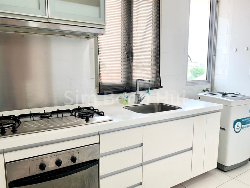 2 Bed (Condo) for Rent in  Fontaine Parry - Image 9