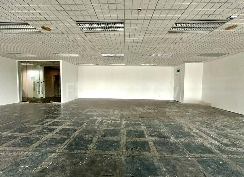 Office for Rent: Prudential Tower - Image 9