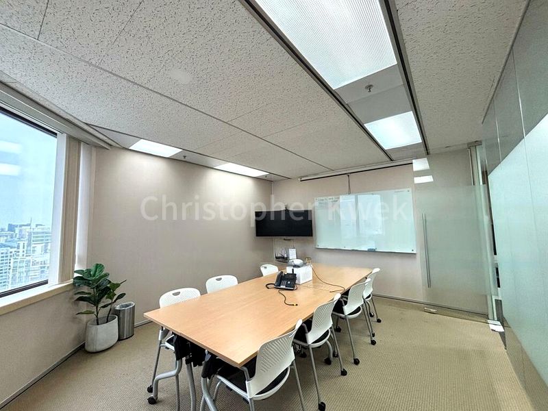 Office for Rent: United Square - Image 4