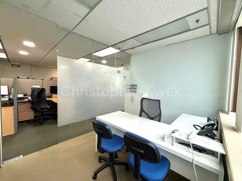 Office for Rent: United Square - Image 1