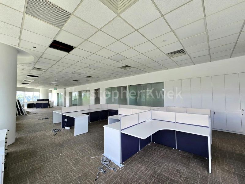 Office for Rent: Alexandra Point - Image 16
