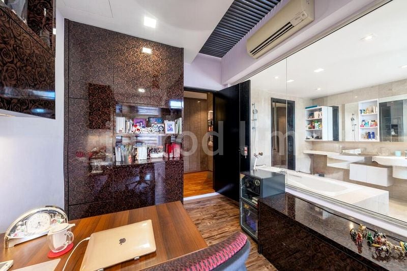 5 Bed Terraced House (Landed) for Sale in  The Springside - Image 5