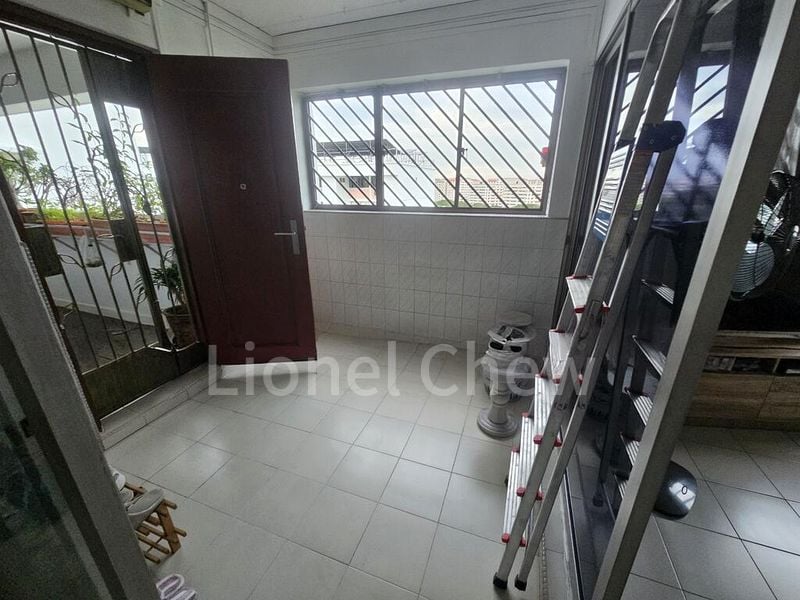 Common Room (HDB) for Rent in  136 Simei Street 1 - Image 1
