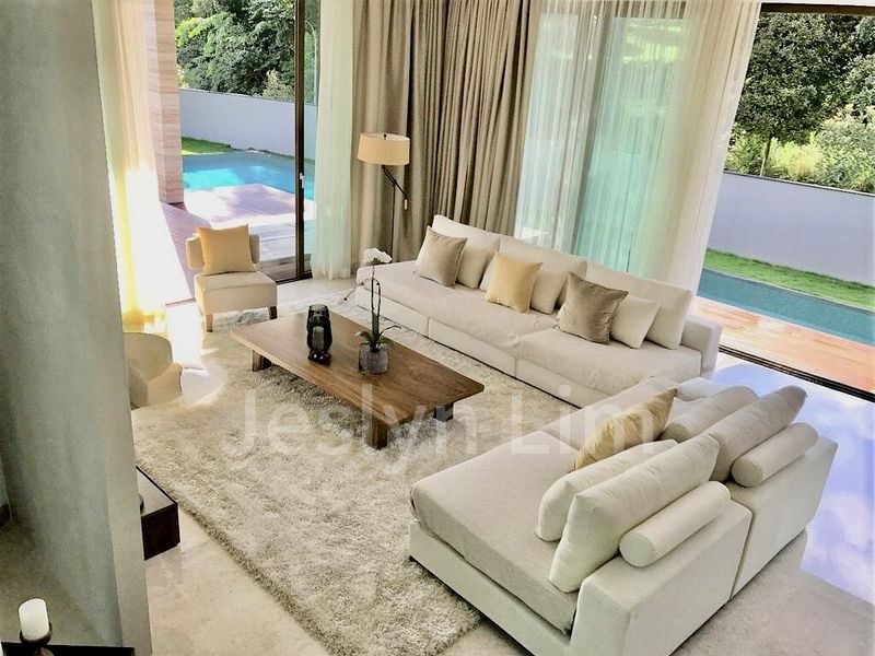 8 Bed Bungalow (Landed) for Rent in Lornie 18 - Image 9