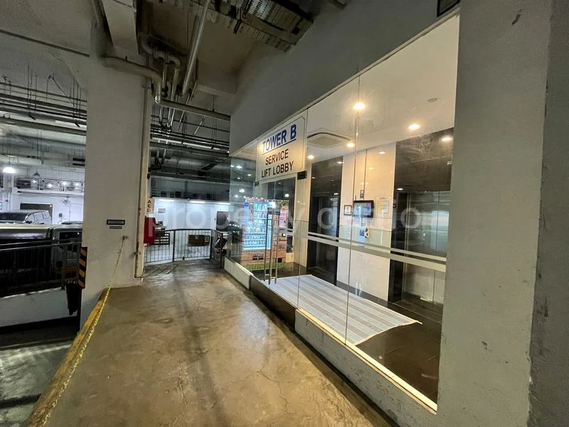 Light Industrial (B1) for Rent in  Vertex - Image 7