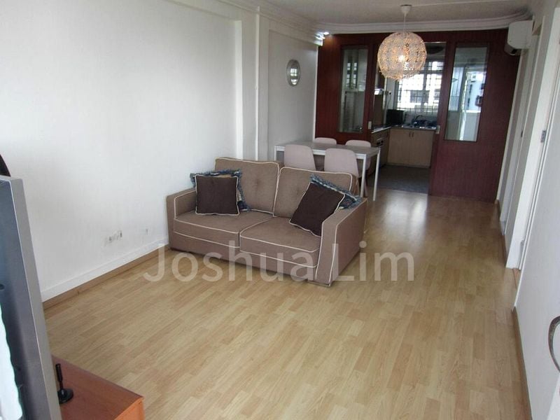 3 Room (3I) HDB for Rent in  6 Ghim Moh Road - Image 1