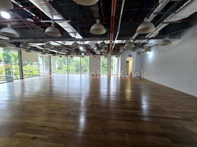 Office for Rent: UE Square - Image 7