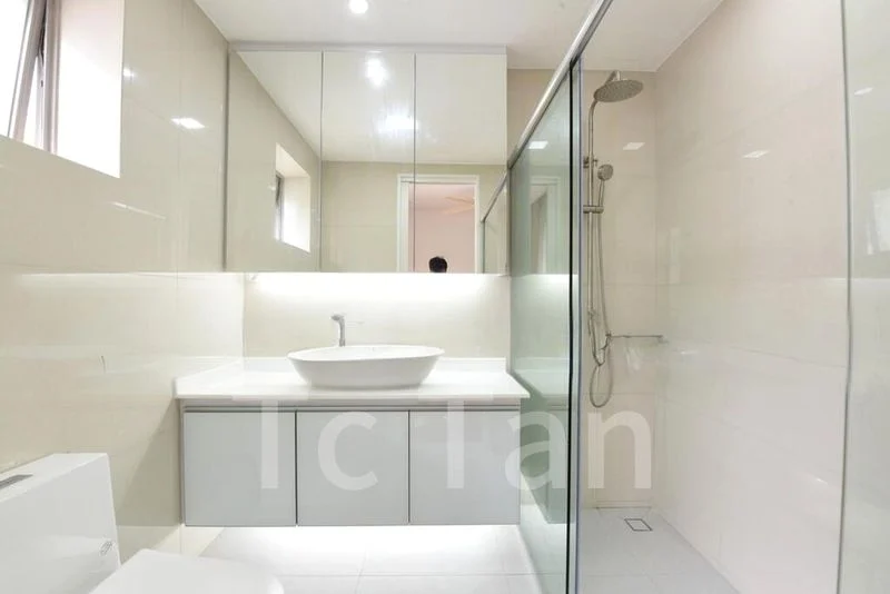 3 Bed Condo for Rent in  Nassim Jade - Image 2