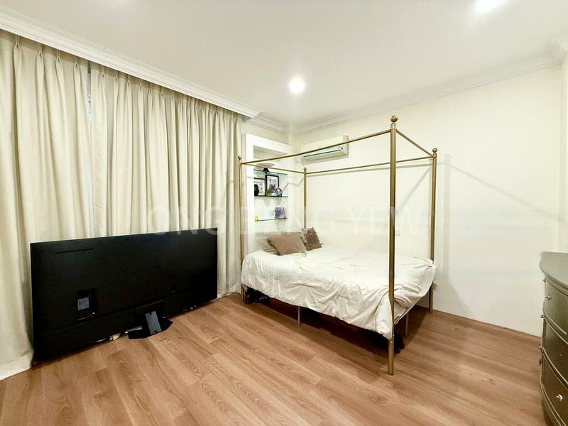 5 Bed Bungalow (Landed) for Rent in  Buckley Road - Image 7