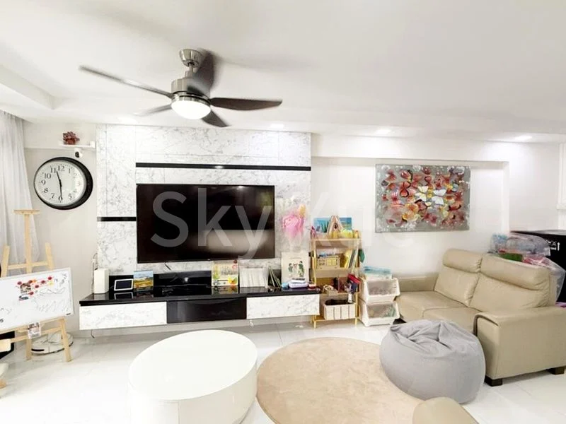 Executive HDB for Sale in  312A Anchorvale Lane - Image 13