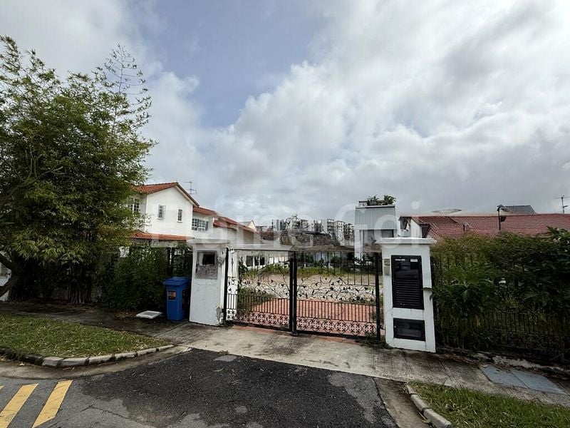6 Bed Bungalow (Landed) for Sale in  Simei Street 4 - Image 1