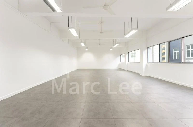 Light Industrial (B1) for Sale: Freehold | Ground Floor | Industrial Unit on Macpherson - Image 4