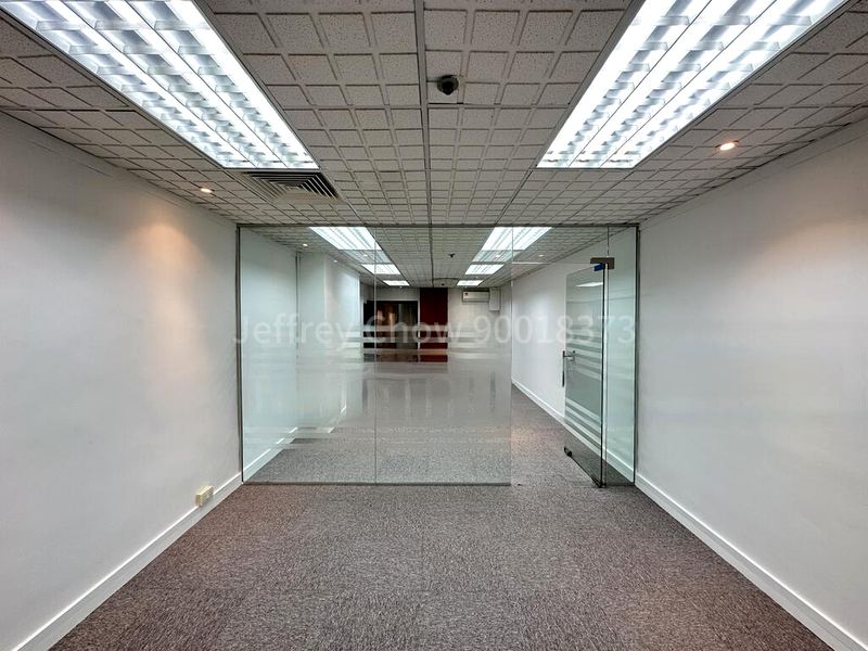 Office for Rent: International Plaza - Image 6