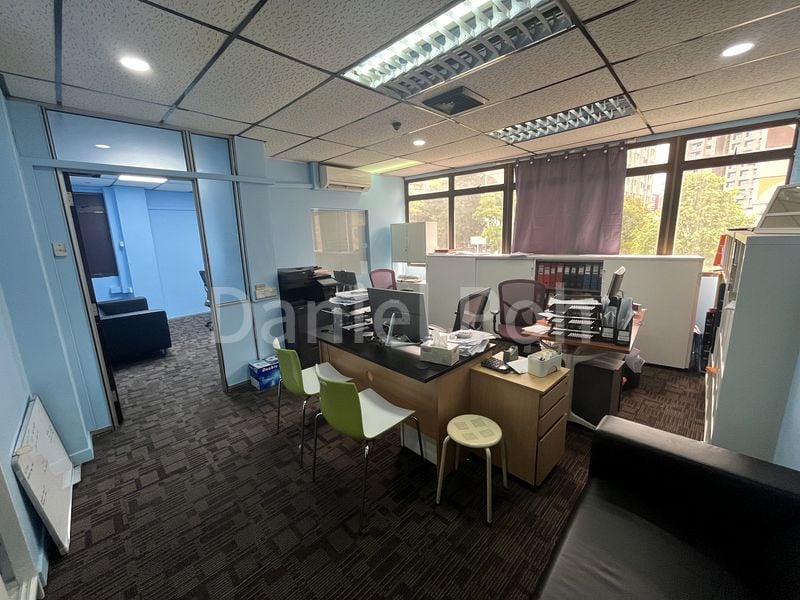 Office for Rent in Townshend Building - Image 1