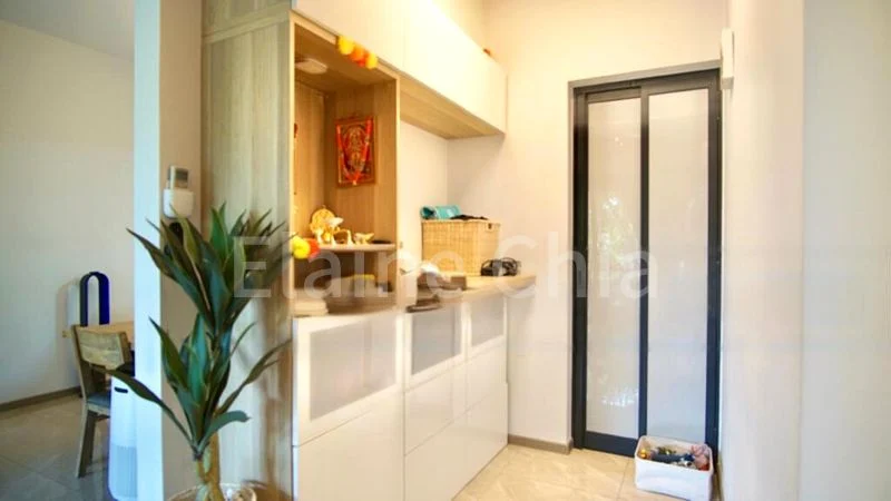 5 Bed Condo for Rent in  The Garden Residences - Image 3
