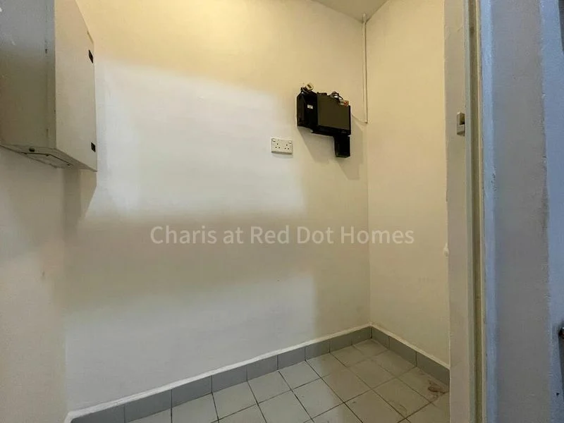 2 Bed Condo for Rent in  The Bayshore - Image 8