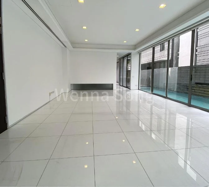 5 Bed Bungalow (Landed) for Rent in  Capitol Park - Image 1