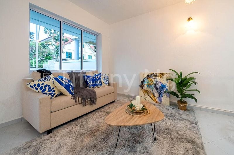 4 Bed Terraced House (Landed) for Rent in  Sennett Estate - Image 17