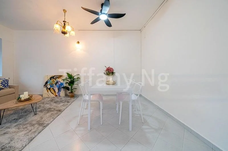 4 Bed Terraced House (Landed) for Rent in  Sennett Estate - Image 14