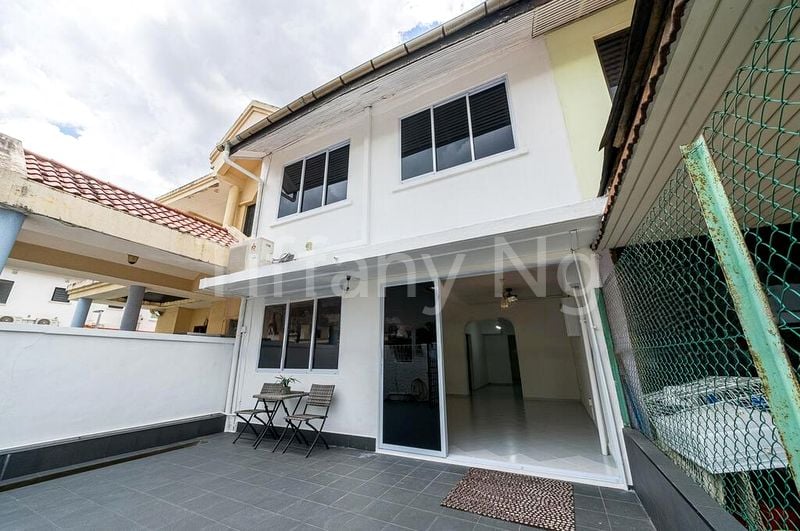 4 Bed Terraced House (Landed) for Rent in  Sennett Estate - Image 19