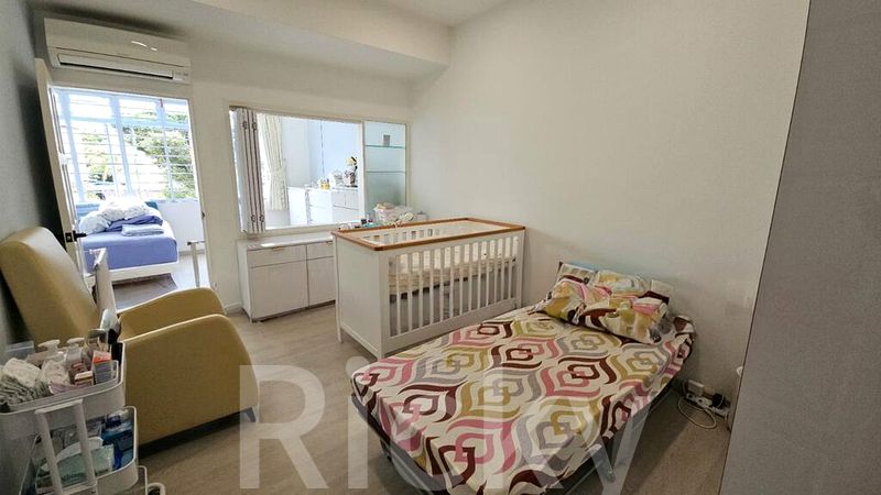 4 Bed Terraced House (Landed) for Sale in  Hougang Avenue 8 - Image 2