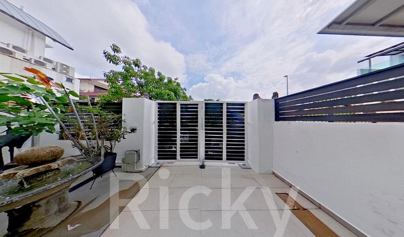 4 Bed Terraced House (Landed) for Sale in  Hougang Avenue 8 - Image 7