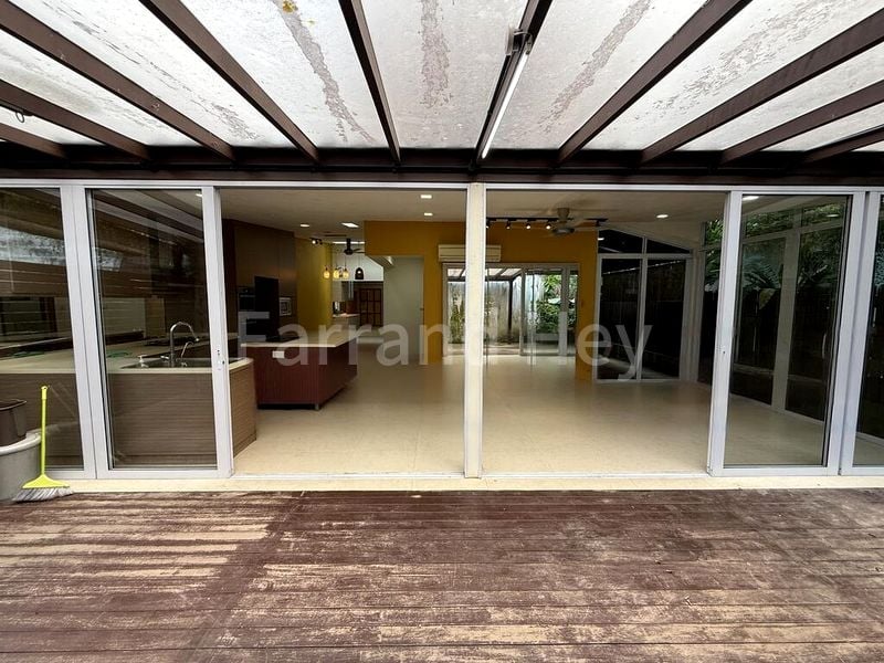 6 Bed Corner Terrace (Landed) for Sale in  Sembawang Hills Estate - Image 1