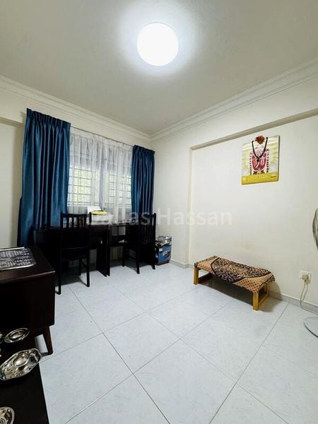 4 Room (4A) HDB for Sale in  687C Choa Chu Kang Drive - Image 3