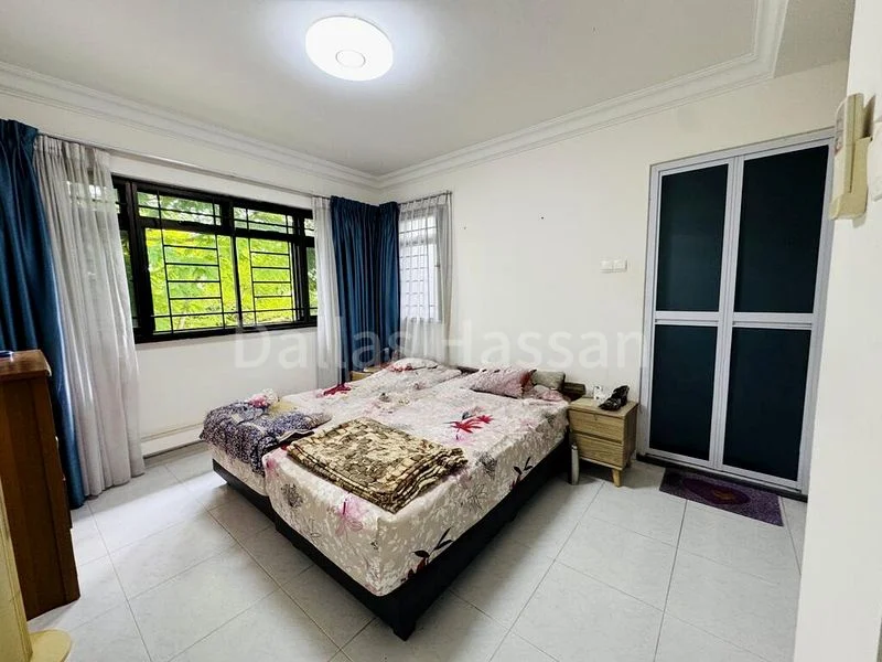 4 Room (4A) HDB for Sale in  687C Choa Chu Kang Drive - Image 2