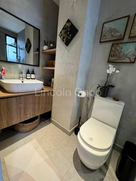 4+1 Bed Corner Terrace (Landed) for Sale in  Watten Estate - Image 11