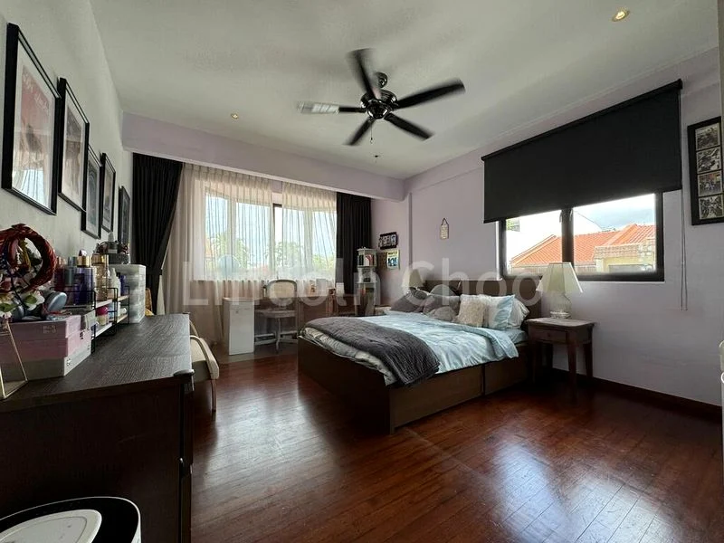 4+1 Bed Corner Terrace (Landed) for Sale in  Watten Estate - Image 6