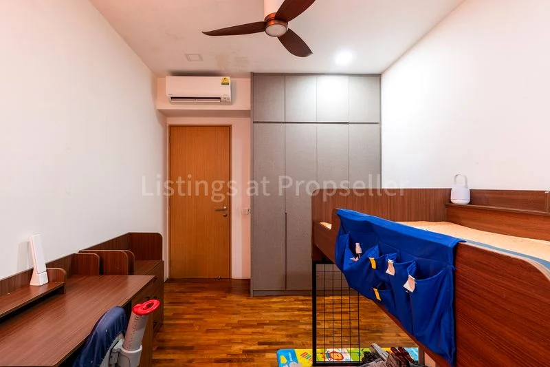 5 Bed Condo for Sale in Glentrees - Image 10