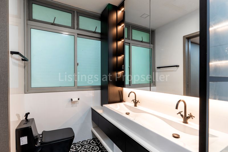 5 Bed Condo for Sale in Glentrees - Image 19