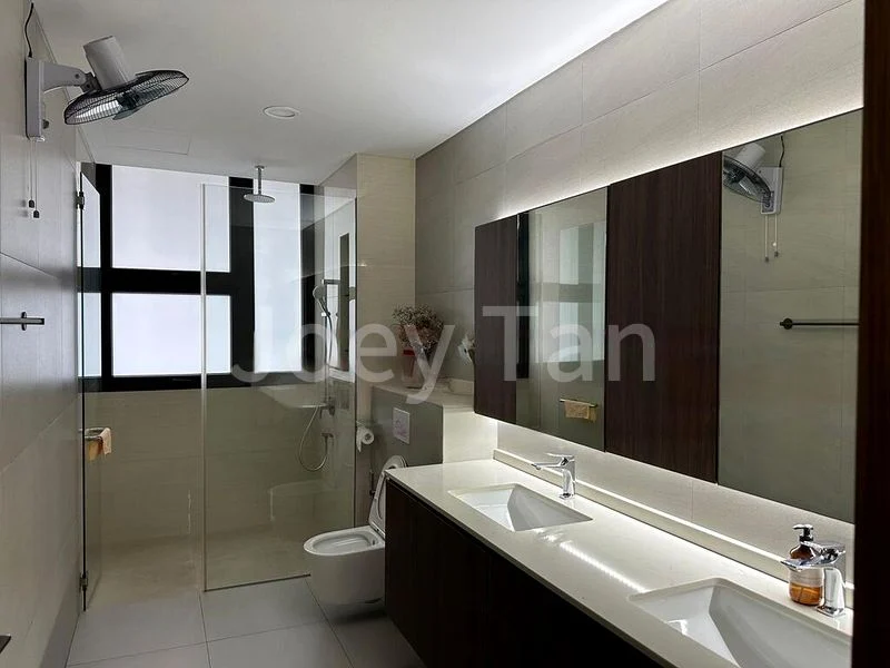 10 Bed Terraced House (Landed) for Sale in Changi Road - Image 5