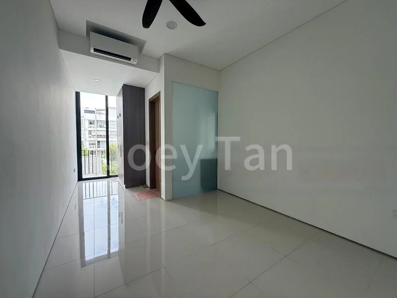10 Bed Terraced House (Landed) for Sale in Changi Road - Image 14