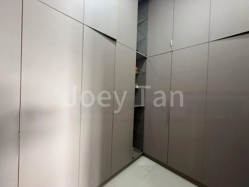10 Bed Terraced House (Landed) for Sale in Changi Road - Image 10