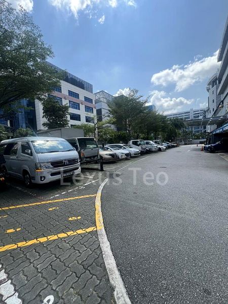 Light Industrial (B1) for Sale: First Centre - Image 1