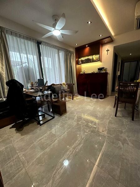 4 Bed Executive Condo for Sale in  The Brownstone - Image 1