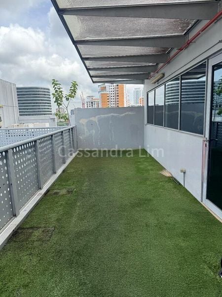 Light Industrial (B1) for Sale: One Commonwealth Lane, a Freehold Shop House - Image 7